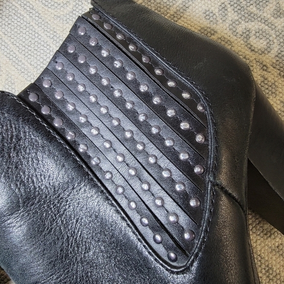 Antonio Melani Eadie Black Studded Leather Ankle Boots booties Size 10 - Picture 8 of 16